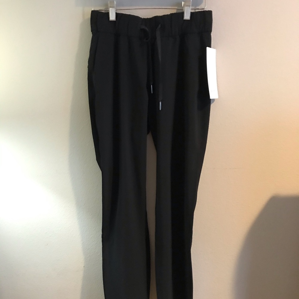 NWT Black Lululemon Fly pants